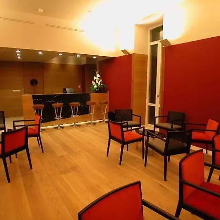 Continental Balneario De 酒店 4*