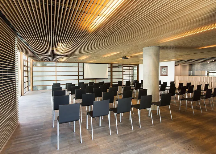 Continental Balneario De Hotell 4*